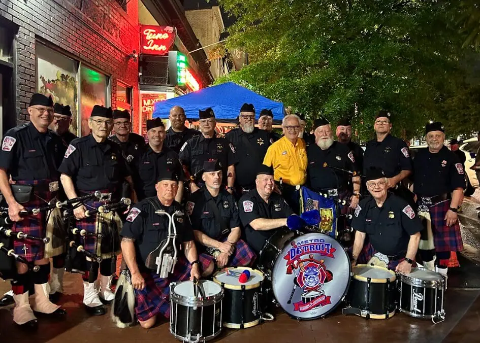 Pipe & Drum Tune Inn Pipe & Drum Tune Inn